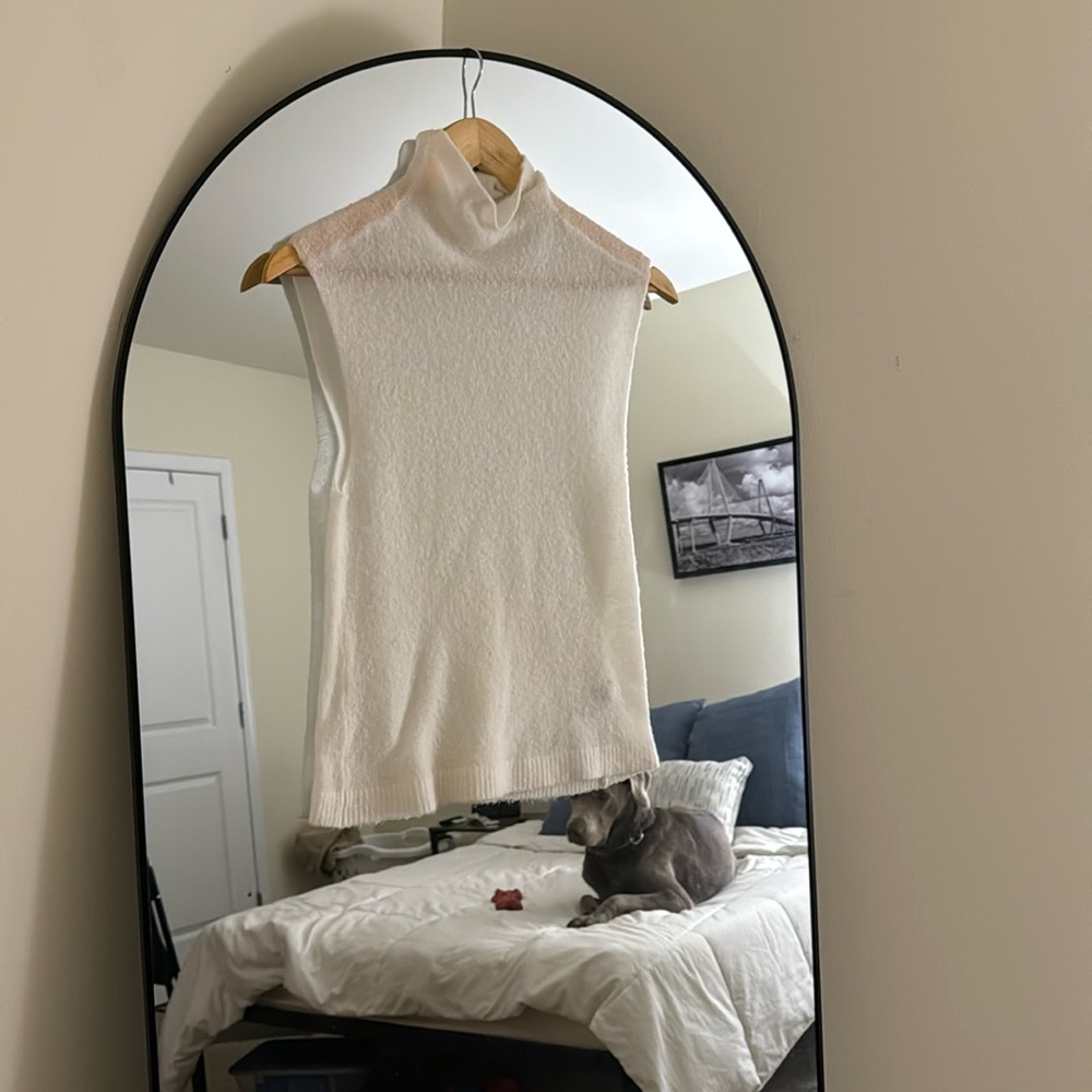Size small wool blend turtleneck